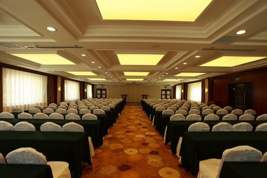哈尔滨会议酒店预定-会议室